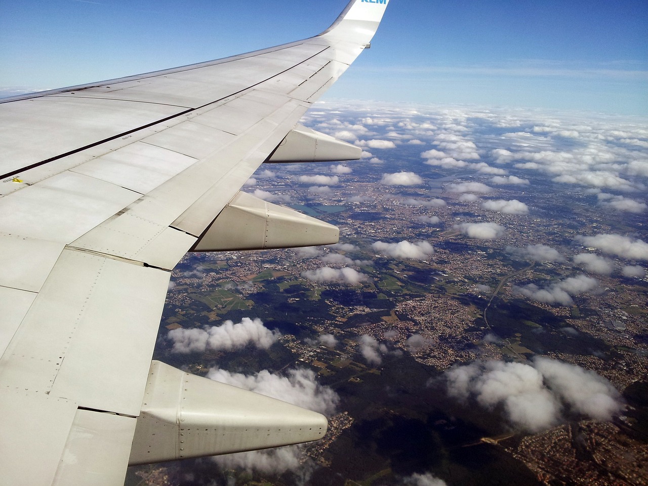 中国空军，捍卫领空，逼走外机